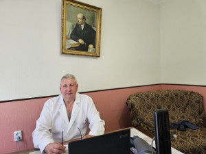 Заведующий кардиологическим  отделением для взрослых 07. Зипунников Василий Иванович